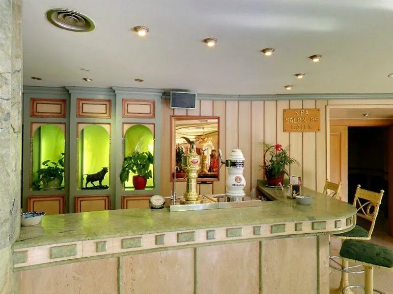 Los Angeles Hotel & Spa Granada